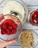 Вишневый десерт в банке