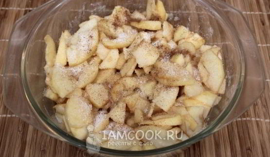 яблочный крамбл