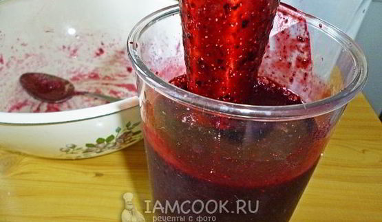 замороженный десерт из черники