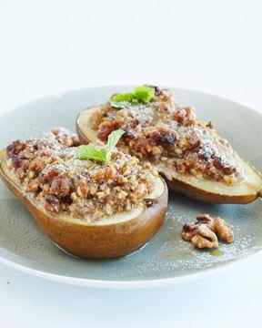 Запеченные груши с орехами