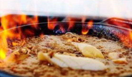 жареные бананы с ромом и орехами