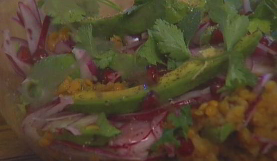 чечевица с авокадо