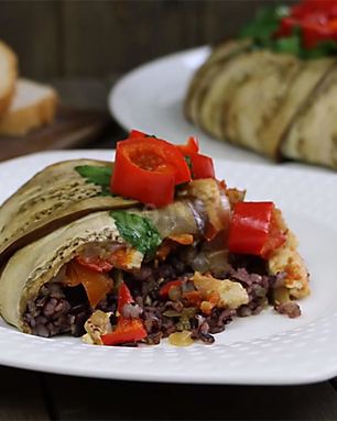 Дикий рис с курицей, баклажанами и болгарским перцем