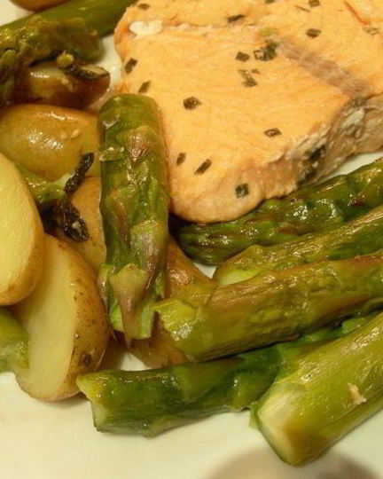 Рецепт картофеля и спаржа с мятой и лимонным маслом