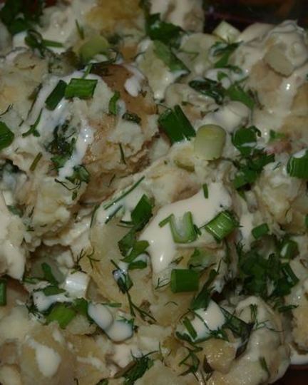 Рецепт картофеля молодой со сметаной и зеленью
