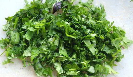 картофель молодой со сметаной и зеленью