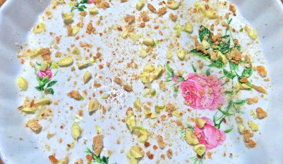 картофель с беконом, авокадо и сыром