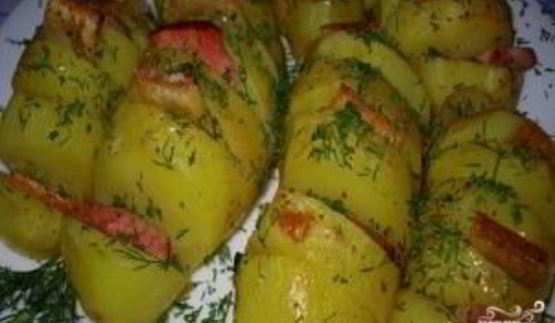 картофель с беконом в фольге