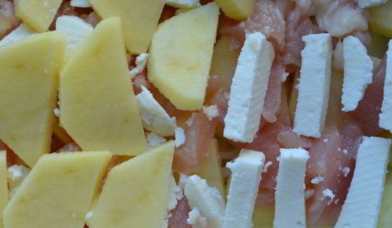 картофель с курицей и адыгейским сыром