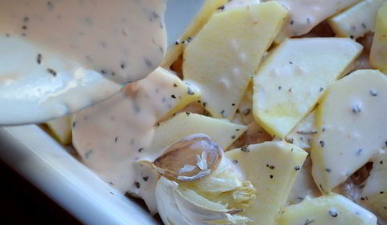 картофель с курицей и адыгейским сыром