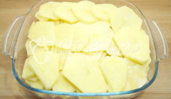 картофель с мясом в духовке