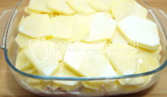 картофель с мясом в духовке