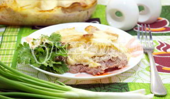 картофель с мясом в духовке