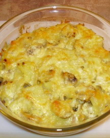 Рецепт картофеля с шампиньонами и сыром в духовке