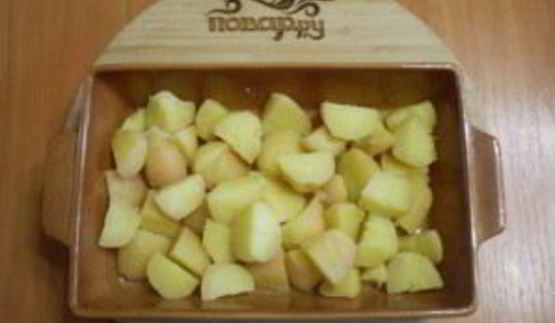 картошка под чесночным соусом в духовке