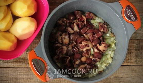 картошка с куриными сердечками