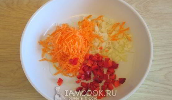 лапша с фрикадельками