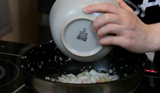 рис из цветной капусты с овощами