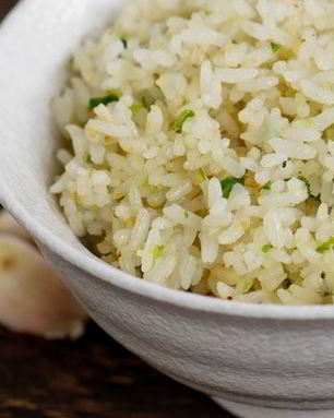Рис с чесноком