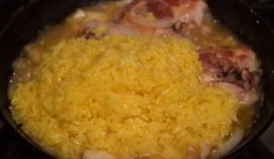 рис с курицей и ананасами