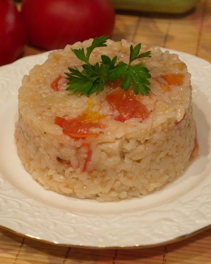 Рецепт риса с курицей и помидорами