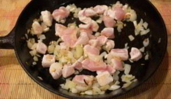 рис с курицей и помидорами