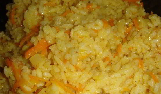 рис с мясом в булочке