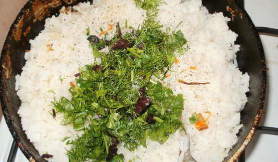 рис с овощами и зеленью