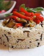 Рис с шампиньонами и цуккини