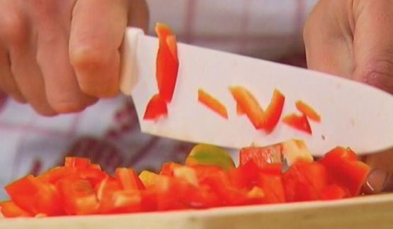 рис, зажаренный с овощами и яйцом