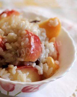 Сладкий рис с яблоками