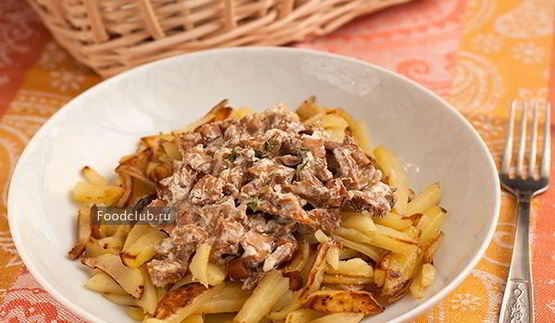 жареная картошка с лисичками