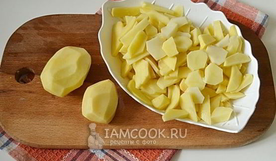 жареная картошка с мясом в мультиварке