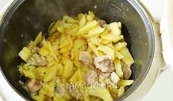 жареная картошка с мясом в мультиварке