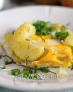 Жареная картошка с яйцом