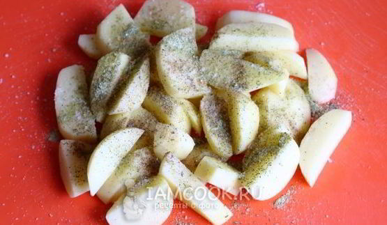 жареная картошка с яйцом