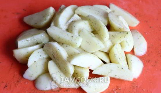 жареная картошка с яйцом