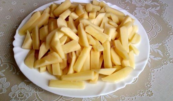 жареный картофель с луком