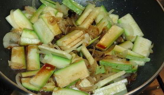 гречневая лапша соба с кабачками