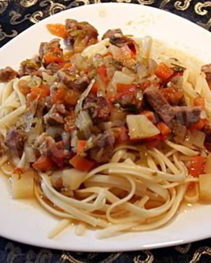 Рецепт густой лапши с мясоовощной подливкой