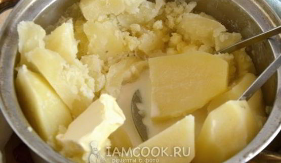 картофельное пюре с пармезаном и петрушкой