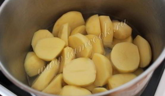 картофельное пюре с печеным чесноком