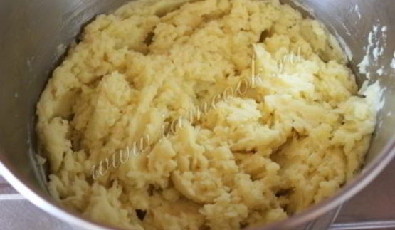 картофельное пюре с печеным чесноком