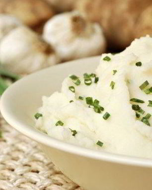 Картофельное пюре с репой и чесноком