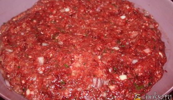 говяжьи котлетки с овощами