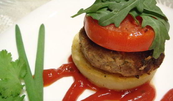 котлета с картофельным гратеном