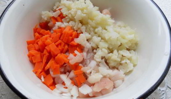 котлетки куриные рубленные с морковью и цветной капустой