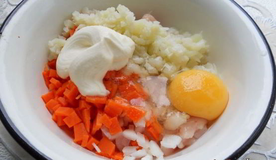 котлетки куриные рубленные с морковью и цветной капустой
