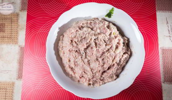 котлеты из индейки с яйцом