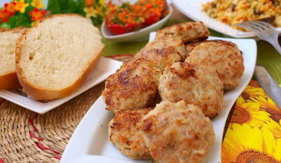 котлеты из индюшиного фарша с кус-кусом